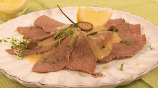 Rezept Vitello Tonnato  Italienische Vorspeise aus Kalbfleisch mit ThunfischMayonnaise serviert [upl. by Rede]