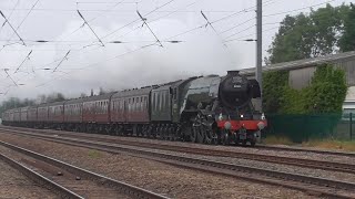 Flying Scotsman through Bedfordshire on quotThe Jolly Fishermanquot  25092021 [upl. by Enilatan]