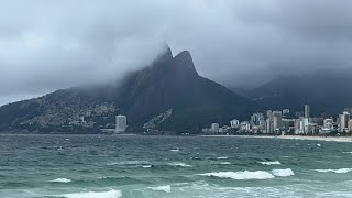 Rio de Janeiro em estado de mobilização pelo risco de chuvas extremas  AFP [upl. by Siahc926]