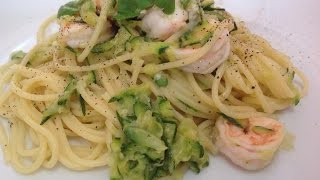 Spaghetti Gamberi e Zucchine [upl. by Qulllon]