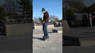 Kickflip front blunt brode [upl. by Herb707]