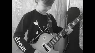 7 year old plays pink Floyds comfortably numb solo [upl. by September511]