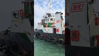 TB KSA 18 operasi Boenati tugboat kapalbatubara sea ship shorts [upl. by Nairahcaz]