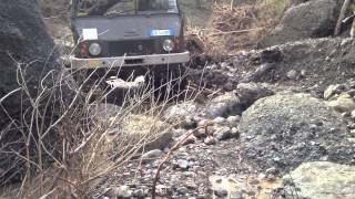 Pinzgauer 710 4x4 vs 712 6x6 Steyr Puch 9 [upl. by Ybbed]