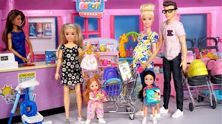 Familia Barbie amp Ken Compran en La Tienda de Bebes [upl. by Prosperus]