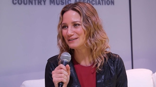 Jennifer Nettles CMA Awards Radio Remote Interview  CMA Awards 2015  CMA [upl. by Enilarac]