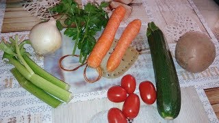 BRODO VEGETALE E QUADRUCCI IN BRODO CON VERDURE RIPASSATE [upl. by Sandy]