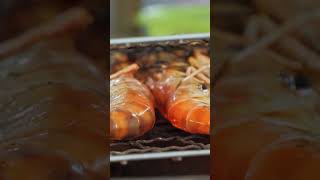 Thai Style Grilled Prawns in Bangkok [upl. by Walton45]