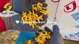 Jinan Sunward Cheetos Nik Naks Kurkure Snacks Pellet Processing Line Extruder 粟米条设备膨化机 [upl. by Einafpets]