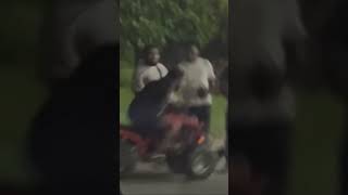 Swerving gone wrong🥴🥴😂😂😂 Yall think he did that on purpose❓❓ bikelife explore funny [upl. by Johannah]