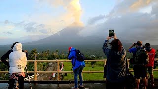 Filipinler Mayon Yanardağında volkanik hareketlilik [upl. by Bena962]