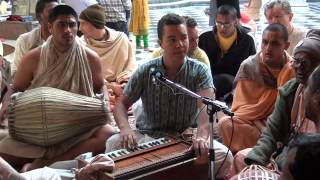 Vijay Krsna  24 Hours kirtan ISKCON Vrindavan [upl. by Jourdan367]