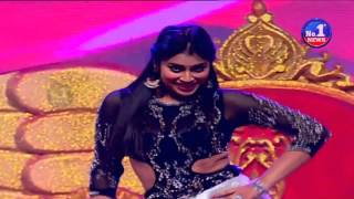 Santhosham Awards 2015  Shriya Dance Performance  No1 News [upl. by Anaizit]