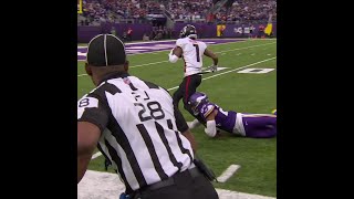 Darnell Mooney with a spectacular catch for a 49yard Gain vs Minnesota Vikings [upl. by Arrac]