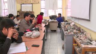 Museo de Mineralogía de la UG uno de los más importantes en Latinoamérica  ABR 2015 [upl. by Lorelie631]