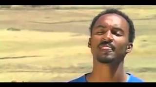 Best amharic Mezmure by Henok Addis ተመስገን በሉት [upl. by Dibbrun264]