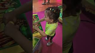 كوكى عاوزة كورة😍 cutebaby funny foryou viralvideo [upl. by Pfosi]