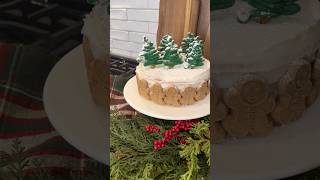 DRESSED UP CAKE🎄🌲🎂 holidayhacks holidays christmas [upl. by Wernher676]