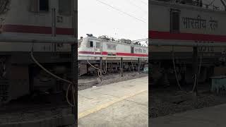 12724 Telangana Express honking with Lalaguda WAP7 passes Hazrat Nizamuddinviraltrainwap7youtube [upl. by Rehpotisrhc637]