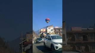 Hot air balloon ride in Manali manali kullumanali hotairballoonride shortfeed shortvideo [upl. by Dukie697]