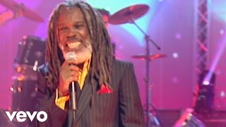 Billy Ocean  Love Really Hurts Without You Noels House Party 1997 [upl. by Aicnilav140]