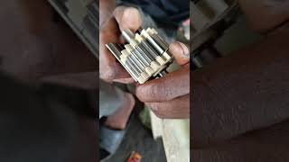 Bajaj Pulsar scissor gear balancer setting karne ka Tarika bike shorts [upl. by Dosia]