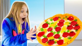 Amelia and Avelina gummy pizza fun [upl. by Henderson321]