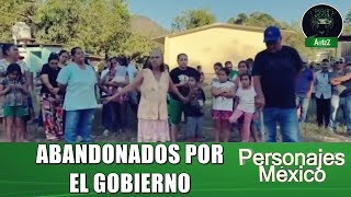 Piden ayuda por ataque de la Familia Michoacana a comunidad en Técpan de Galeana Guerrero [upl. by Adnamaa104]