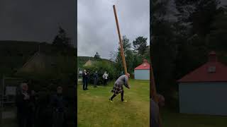 Kyle Randalls demonstrates Highland Games caber toss Braemar Scotland 20220826 [upl. by Scrivenor]