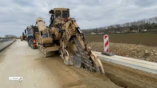 TRANCHEUSE TESMEC 900 SLO À CHAÎNES [upl. by Arraet]