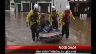 July 2007Gloucestershire floods BBC Pt 2 [upl. by Malka]