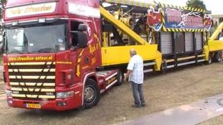 Opbouw kermis Santpoort 25072013 [upl. by Anivol]