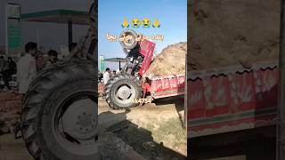 Banda Marta Marta bacha 🙏😭😭🙏  Massey 385 tractor ka kunda tut gaya 🙏😭😭🙏  tractor accident video [upl. by Llewol564]