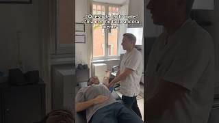 Trattiamo la spalla di un nuotatore di fondo 🧑🏻‍⚕️ osteopata osteopatia thrust asmr [upl. by Akienahs]