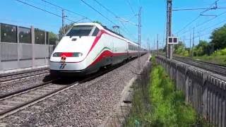 Treni velocissimi in transito2016 stazione MiraMirano Venezia [upl. by Iviv692]