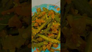 Masala bhindi in just 10 mins Tasty and easy masalabhindi cooking minivlog shorts pahadi [upl. by Magree60]