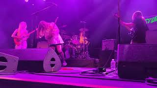 Wet Leg  Chaise Longue live Brooklyn Steel  3102022 [upl. by Ateiram185]