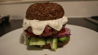 The Tzatziki Burger  Jans Kitchen  Jan Tom Yam [upl. by Hayimas]