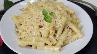 Recette de macaroni au allumettes de poulet fumées et la sauce blanche [upl. by Grossman]