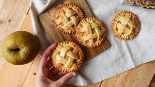 Tartelettes pommes cannelle [upl. by Gerfen]