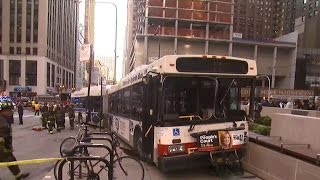 Bus rams pedestrians in Chicago killing woman [upl. by Bouton]