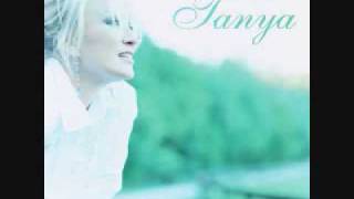 Tanya Tucker quotA Memory Like Im Gonna Bequot [upl. by Nairred]