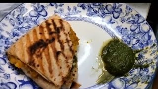 BEST CHEESY WRAP RECIPE 🌯10 MINUTES RECIPETRENDING AALU WRAP RECIPEBACK TO BASICStrending food [upl. by Richma631]