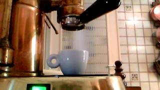 La Pavoni Professional Pre Millennium Italiano italia porta filtro bottomless [upl. by Anak]