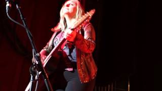 Melissa Etheridge Like The Way I Do Lynn MA 11516 [upl. by Ahseat]