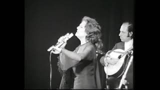 Amália Rodrigues Teatro Sistina Roma 1972 [upl. by Adnylg356]