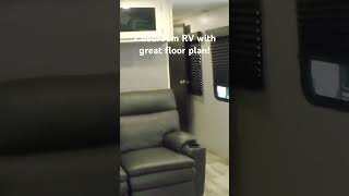 2 bedroom RV with great floor plan [upl. by Cusick]