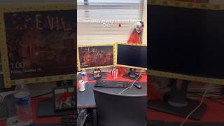 SPOOKY CUBICLE DECOR IDEAS 🤡 cubicaldecor corporatelife halloweendecor [upl. by Annayak]