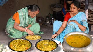 বৃষ্টির দিনে চটপট বানিয়ে নাও গরম গরম খিচুড়ি│khichuri recipe With Aloo Bhaja Recipe [upl. by Ainehs]