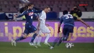 Napoli Inter 2 2 Episodio fallo rigore su Palacio manata di Henrique [upl. by Attezi784]